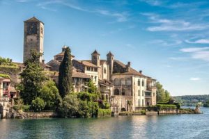 Isola San Giulio, borgo Piemonte, vista lago