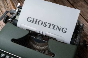 ghosting scritta
