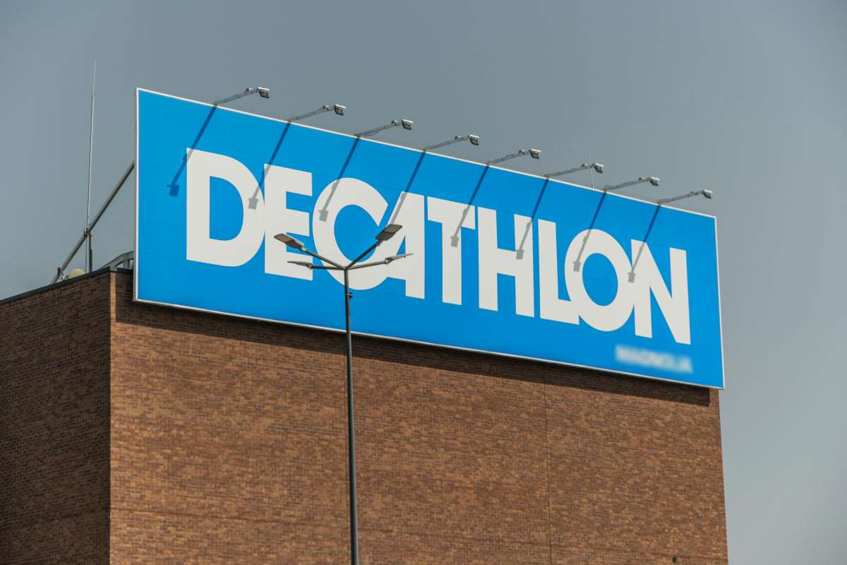 Insegna Decathlon