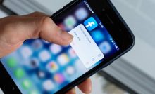 Facebook su smartphone