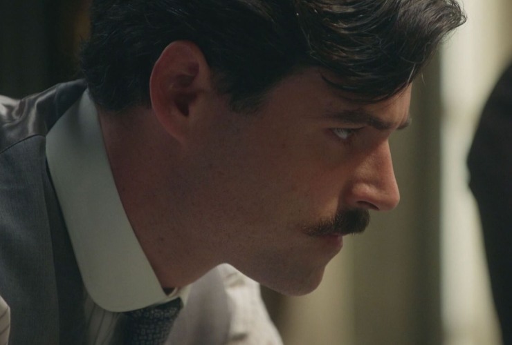 manuel in una scena de la promessa