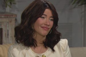 steffy in una scena di beautiful