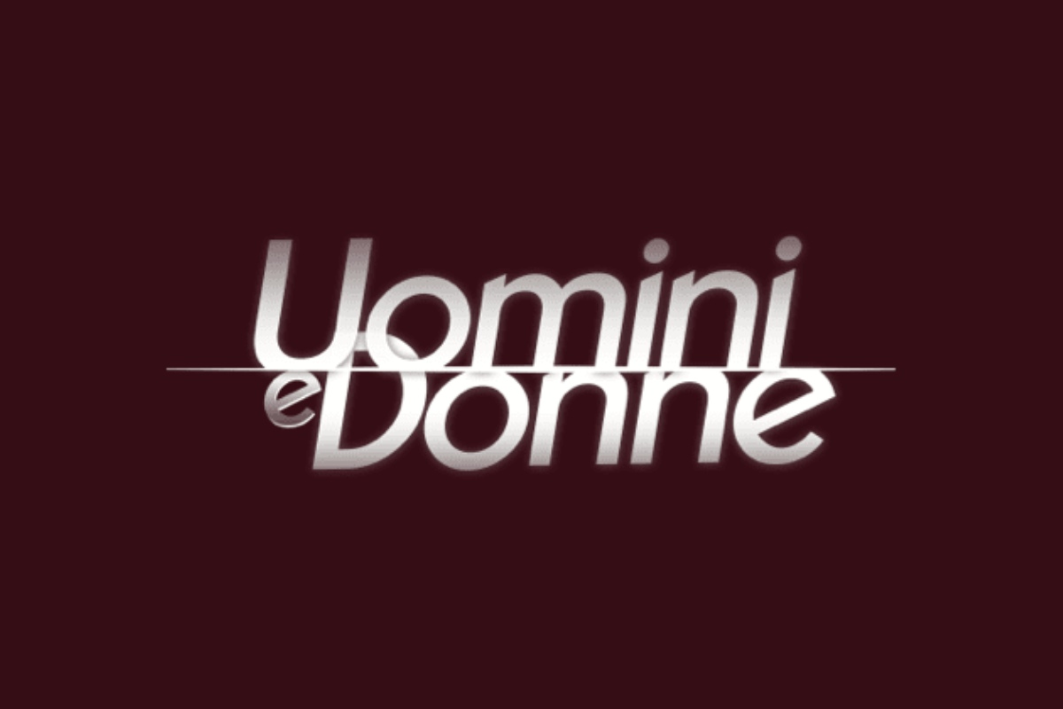 logo di uomini e donne