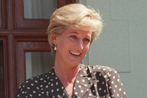 Primo piano di Diana Spencer che ride