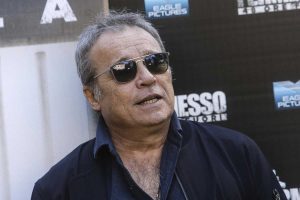 Claudio Amendola che parla