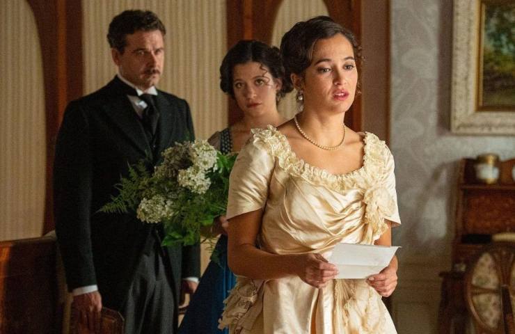 catalina ricardo e martina in una scena de la promessa