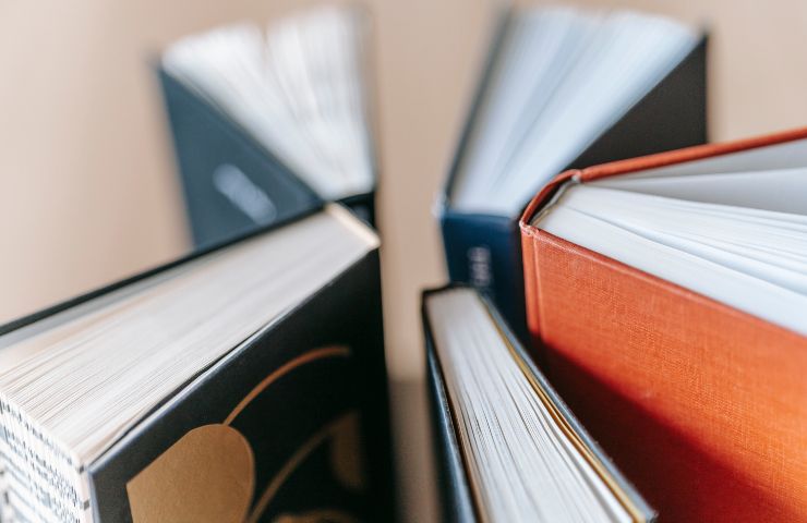 diversi libri