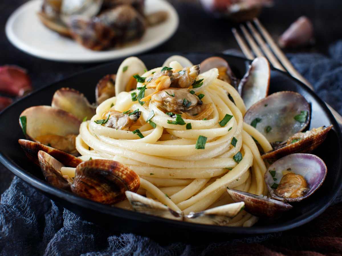 piatto di spaghetti alle vongole