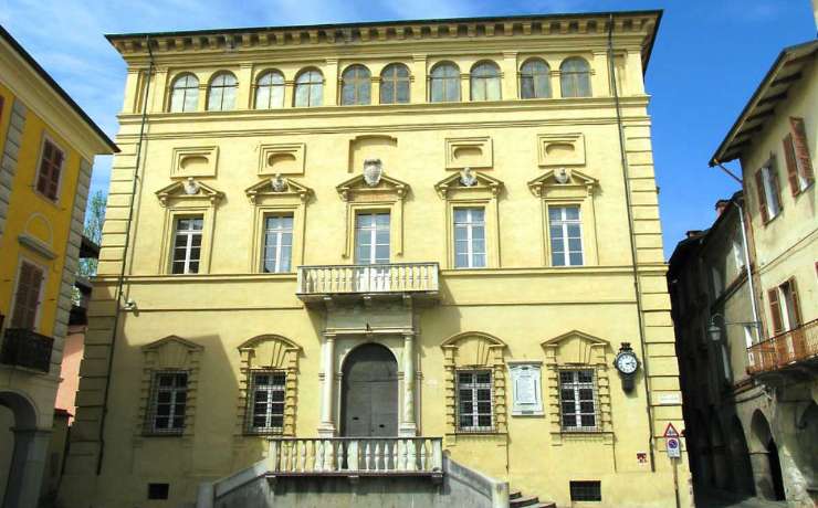 Palazzo Cisterna