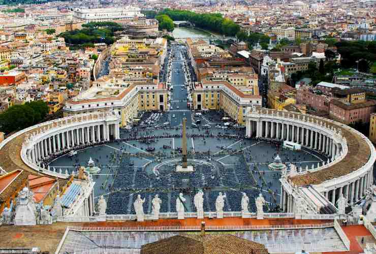 piazza san pietro dall'alto